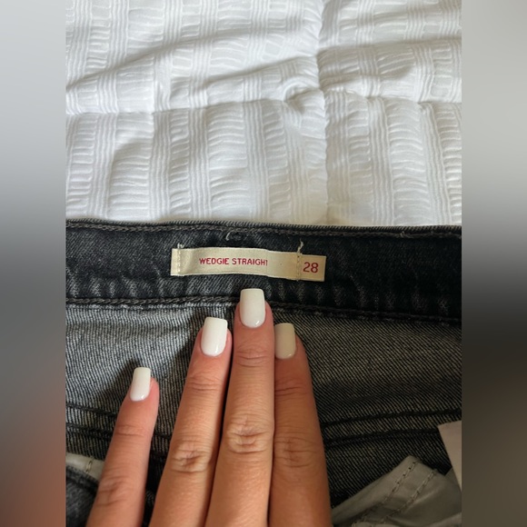 Levi’s Wedgie Straight Women’s Jeans. “Sunset Black” - Picture 6 of 9